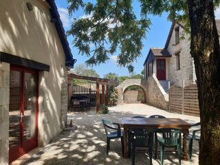  Propri�t�/ch�teau � vendre 13 pi�ces 280 m� Salvagnac cajarc