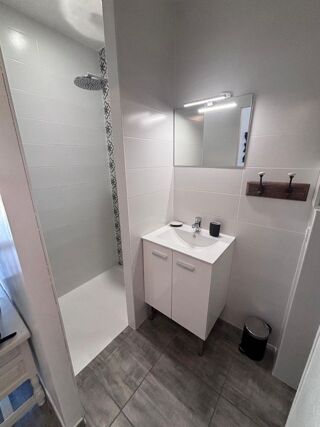  Appartement à louer 1 pièce 28 m²