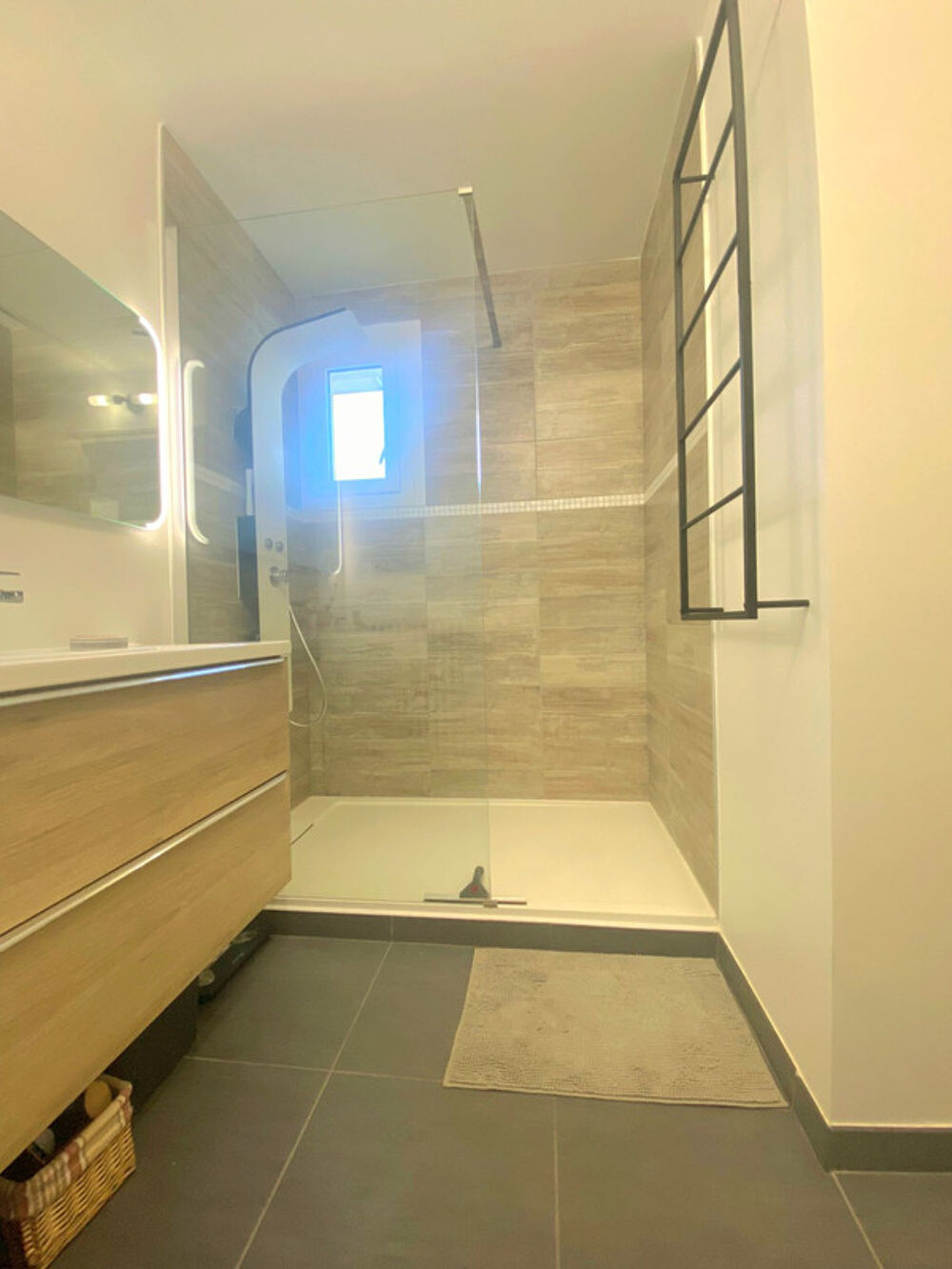 Vente Appartement Dpt Savoie (73),  vendre AIX LES BAINS appartement T2 de 36,47m2 avec double balcon Aix les bains