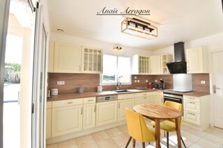  Maison � vendre 4 pi�ces 130 m�