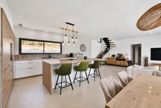  Maison à vendre 7 pièces 193 m²