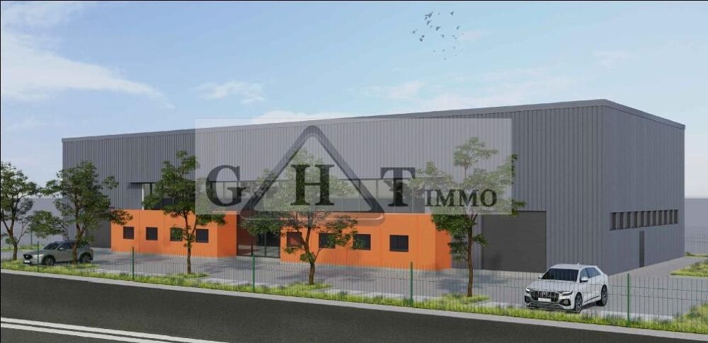   Local d'activité de 550 m² à 1100m² à vendre à ENNERY 