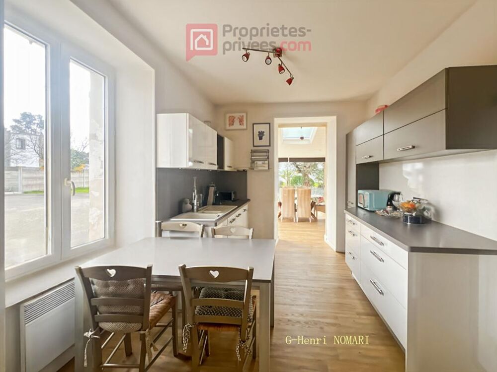 Vente Maison Maison Chateaubriant 7 pièce(s) 214 m2 - Terrain de 4758m² Chateaubriant