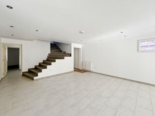  Duplex/triplex à vendre 5 pièces 147 m²