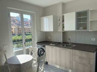  Appartement à louer 1 pièce 38 m²