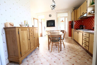  Maison  vendre 8 pices 110 m