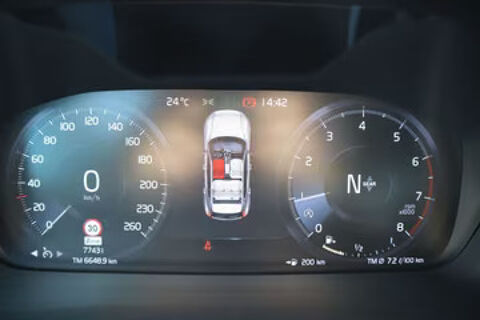 XC40 T3 Momentum Pro 2020 occasion 33000 Bordeaux