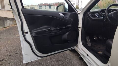 Giulietta 2.0 JTDm 140 Distinctive 2012 occasion 38780 Pont Eveque