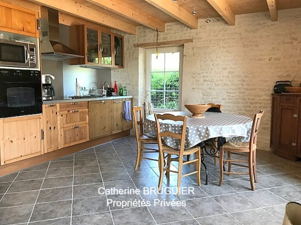 Belle charentaise rénovée - 198 m² - 6 chambres- Marais Poitevin