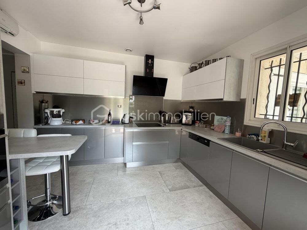 MAISON 135 M2 - PISCINE ET GARAGE 35 M2