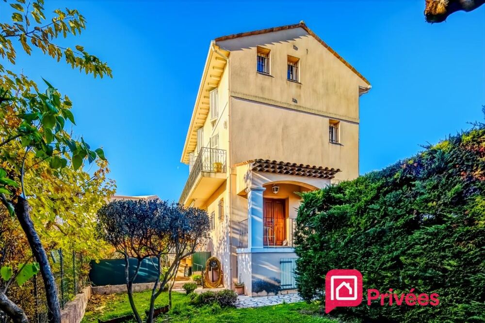 Vente Appartement DUPLEX DE CARACTÈRE AVEC GRAND JARDIN, GARAGE ET PARKINGS Cannes la bocca