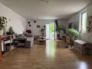  Immeuble  vendre 240 m