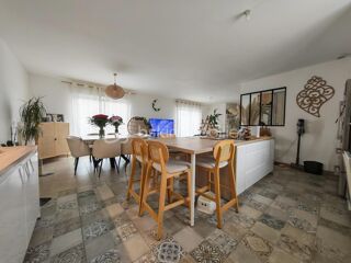  Maison 5 pi�ces 120 m� Nemours