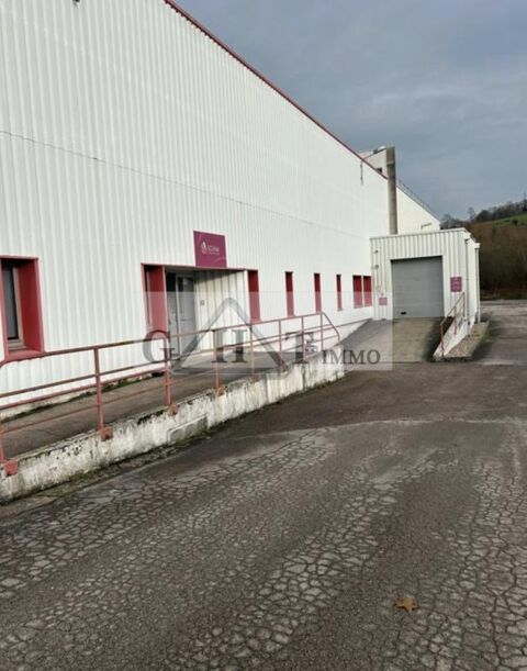 À LOUER 2000 m² À AUMALE 4500 76390 Aumale