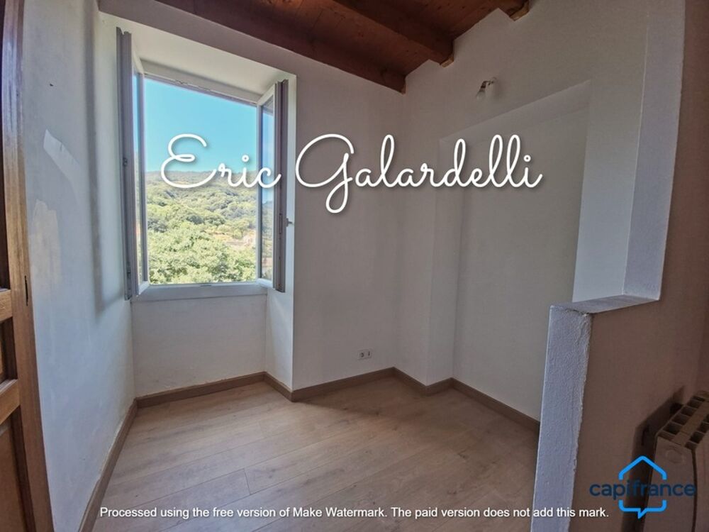 à vendre appartement de charme en duplex 3 pièces dans une maison ancienne rénovée en centre villeSARTENE (20)