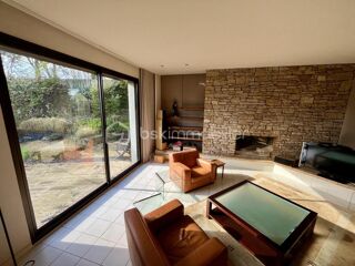  Maison  vendre 9 pices 258 m