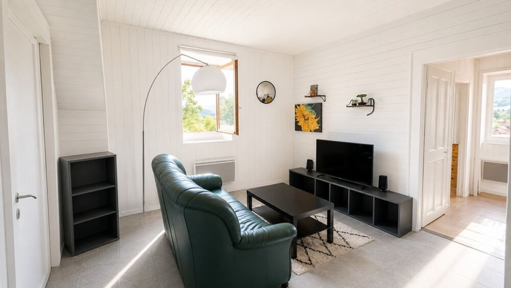 APPARTEMENT 2 PIECES - CLUSES (Haute-Savoie)