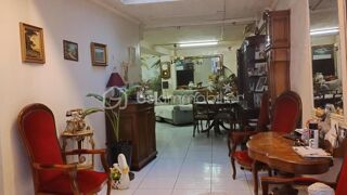  Immeuble à vendre 9 pièces 210 m²