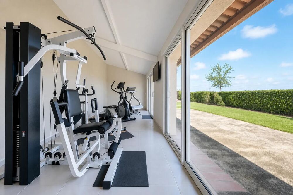 à vendre  Propriété/château Lherm (31600)