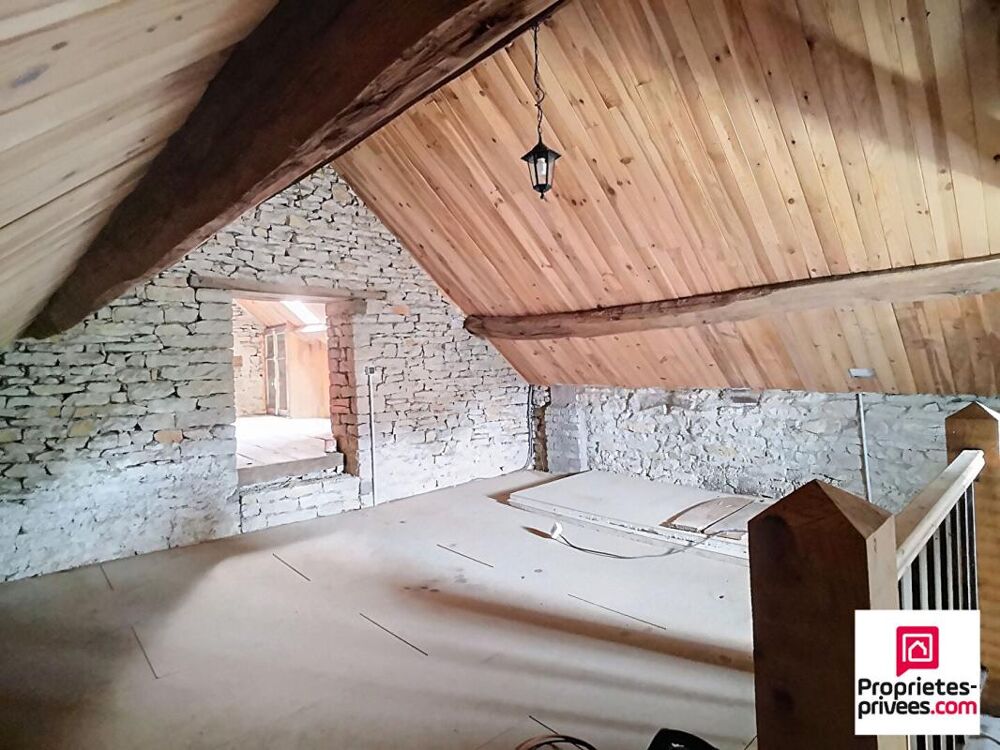 Vente Maison Maison en pierre  Courchaton 5 pièces 138 m2 + dépendance 90 m2 Courchaton