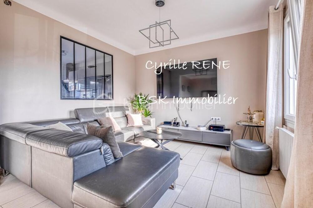 Limite VILLEMOMBLE - Maison Individuelle spacieuse 160m²
