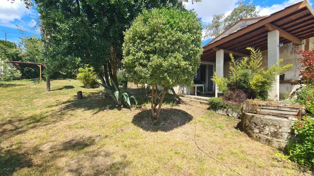 Vente Maison Maison en pierre à vendre sur Bourg avec joli jardin autour - Joli potentiel Bourg
