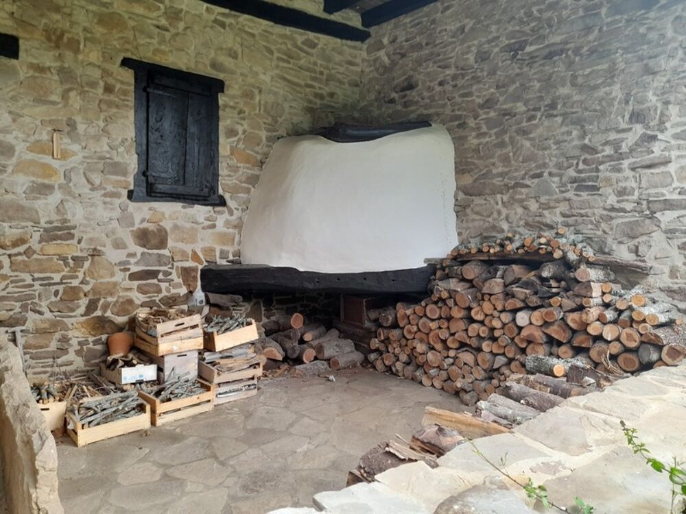 Propriete à vendre 7 pièces SARE (64)