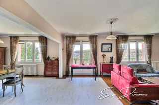  Maison à vendre 8 pièces 241 m²