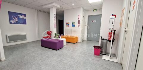   LOCAUX D' ENTREPRISE - BUREAUX AVEC PLACES DE STATIONNEMENT 