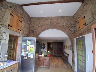  Maison � vendre 10 pi�ces 306 m�