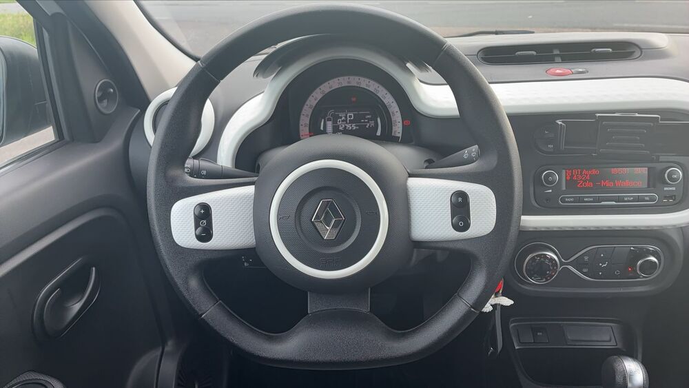 Twingo III 82 22 kWh Life 2022 occasion 76230 Isneauville
