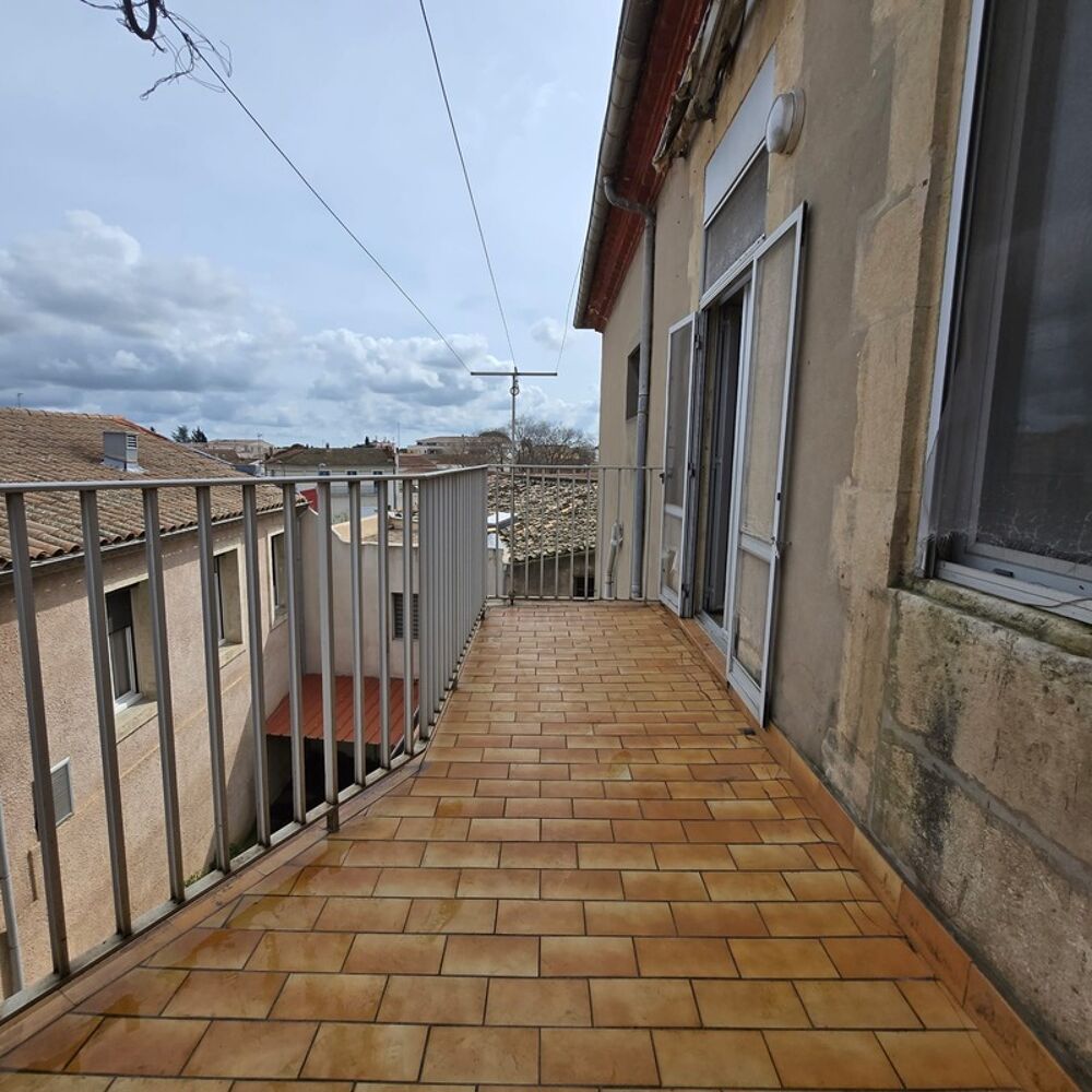 T4 3 chambres à Lunel  Centre-ville et gare à pied