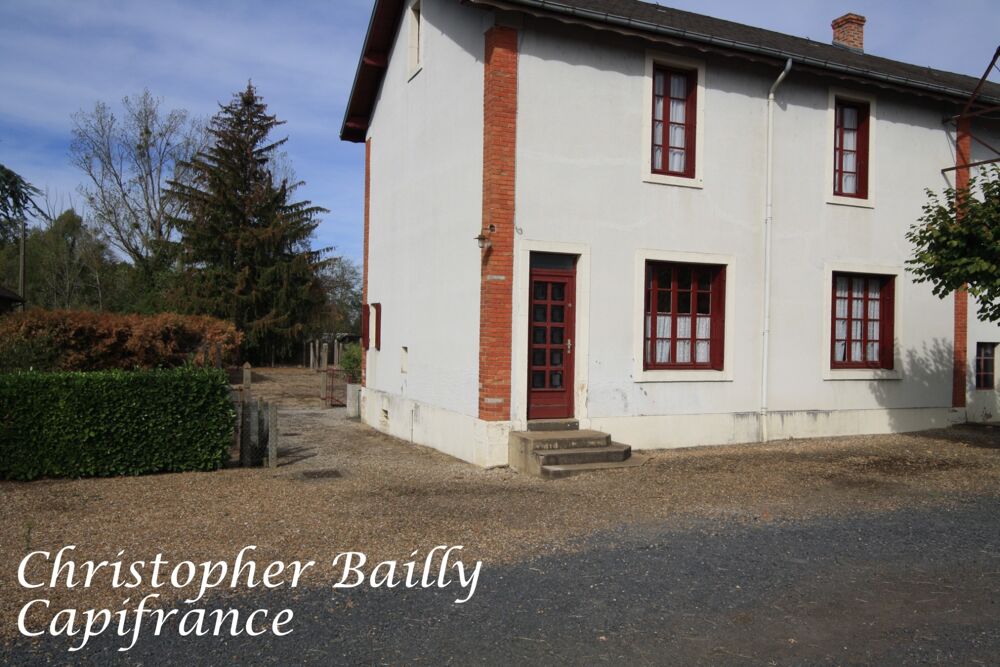 Vente Maison Maison 3 chambres, avec studio indépendant, sur un terrain clos de 1100 m² Dompierre sur besbre