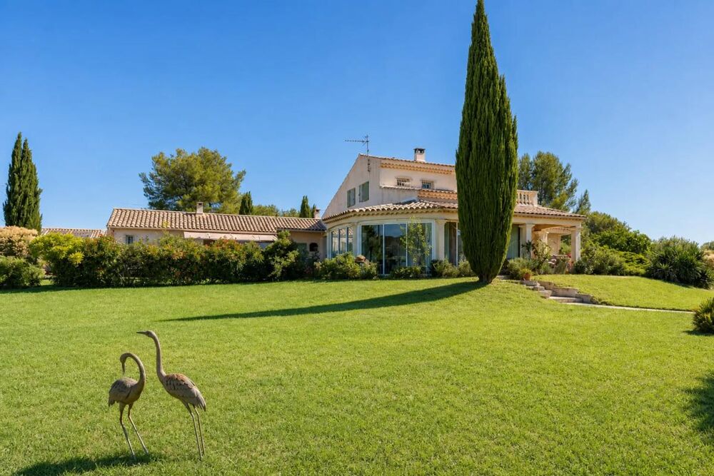 Vente Propriété/Château POURRIÈRES – PROPRIÉTÉ FAMILIALE AVEC DEUX HABITATIONS, PISCINE Pourrieres