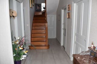  Maison � vendre 9 pi�ces 175 m�