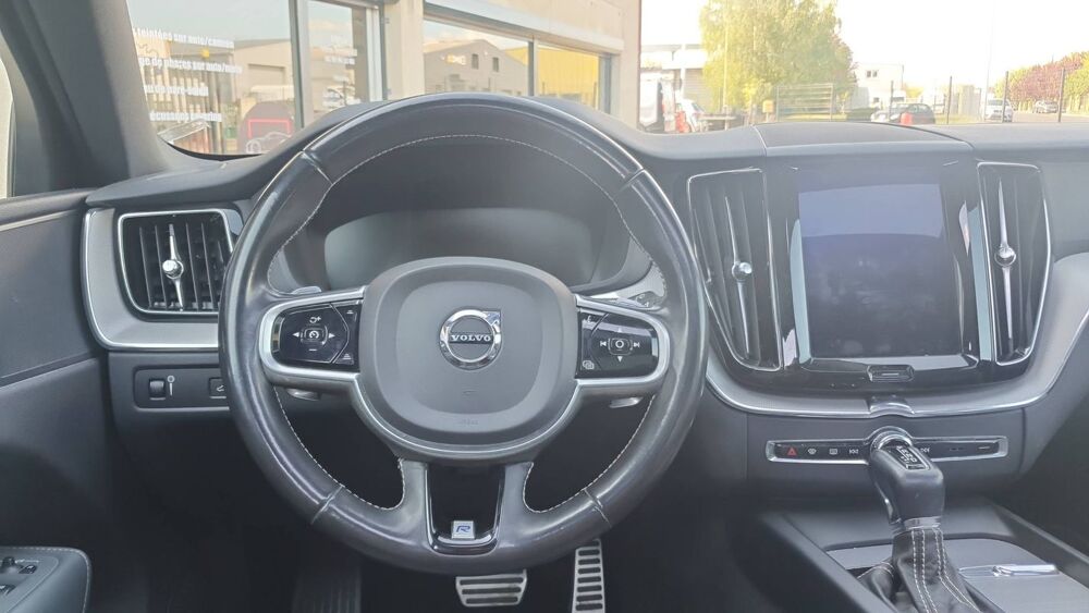 XC60 2.0 D4 190 Geartronic 8 R-Design - Automatique Toit ouvrant 2020 occasion 63000 Clermont Ferrand