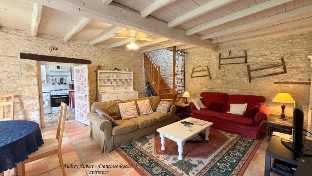 Vente Maison Maison à vendre 12 pièces NANTILLE (17) Nantille