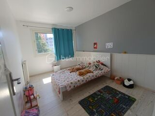  Appartement � vendre 4 pi�ces 97 m�