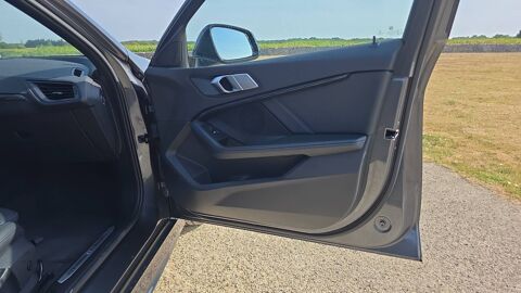 S&eacute;rie 1 120i 178 DCT7 M Sport 2021 occasion 17300 Rochefort