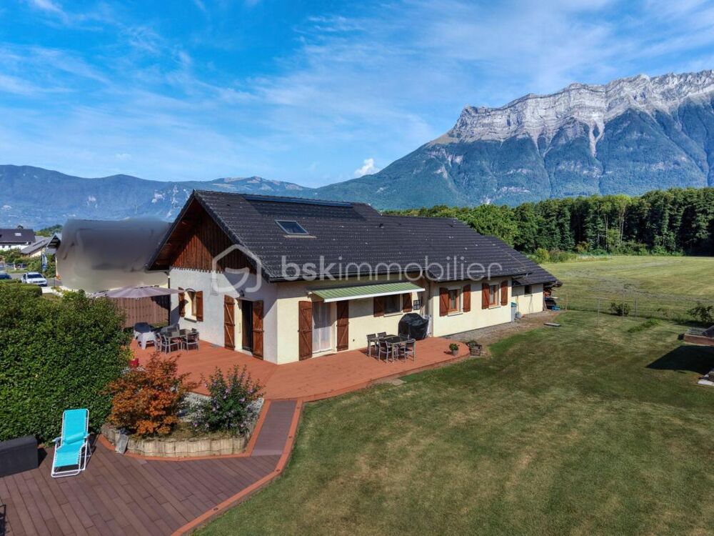 Vente Maison Maison familiale 169 m² – Vie de plain-pied, terrain de + 1 600 m² et vue montagnes à Bourgneuf Bourgneuf