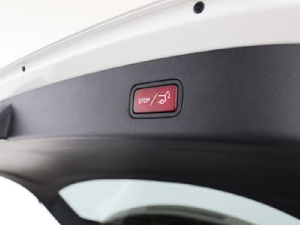 Classe GLC 220 d 4MATIC AMG Line Digital Light MBUX AHK 360&deg; 2026 occasion 33700 Merignac