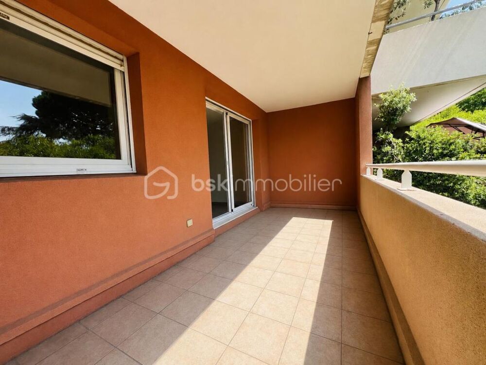 Vente Appartement Coup de cœur assuré / T2 avec terrasse et jardin privatif Marseille 9