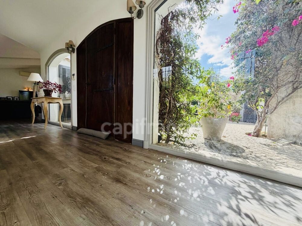 à vendre  Maison Cagnes-sur-Mer (06800)