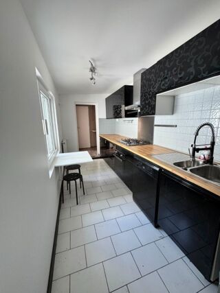  Maison à louer 4 pièces 83 m²