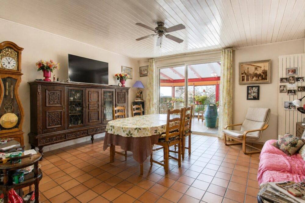 Maison à vendre 7 pièces à 10 minutes du centre ville de Dole (39)