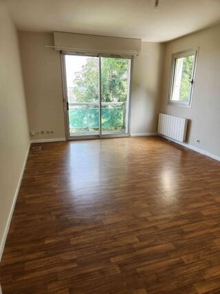  Appartement à louer 2 pièces 43 m²
