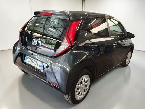 Aygo 1.0 VVT-I X-SHIFT X-PLAY BA 5P 2019 occasion 06640 Saint-Jeannet
