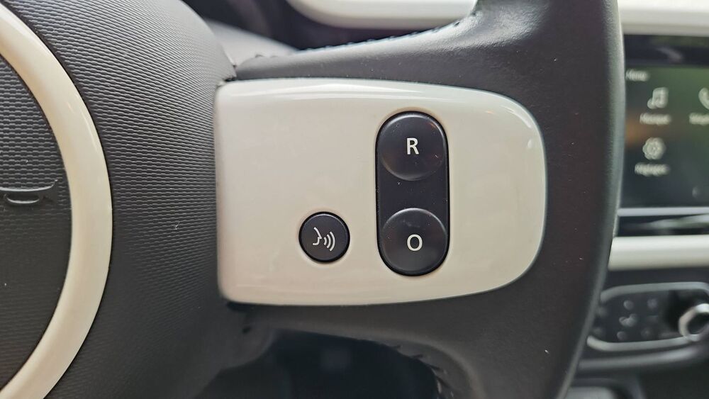 Twingo E-Tech 81 22 kWh Equilibre 2022 occasion 97419 La Possession