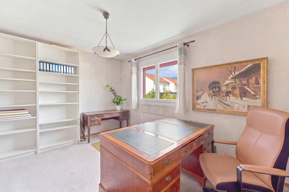 à vendre  Maison Saint-Genis-Pouilly (01630)