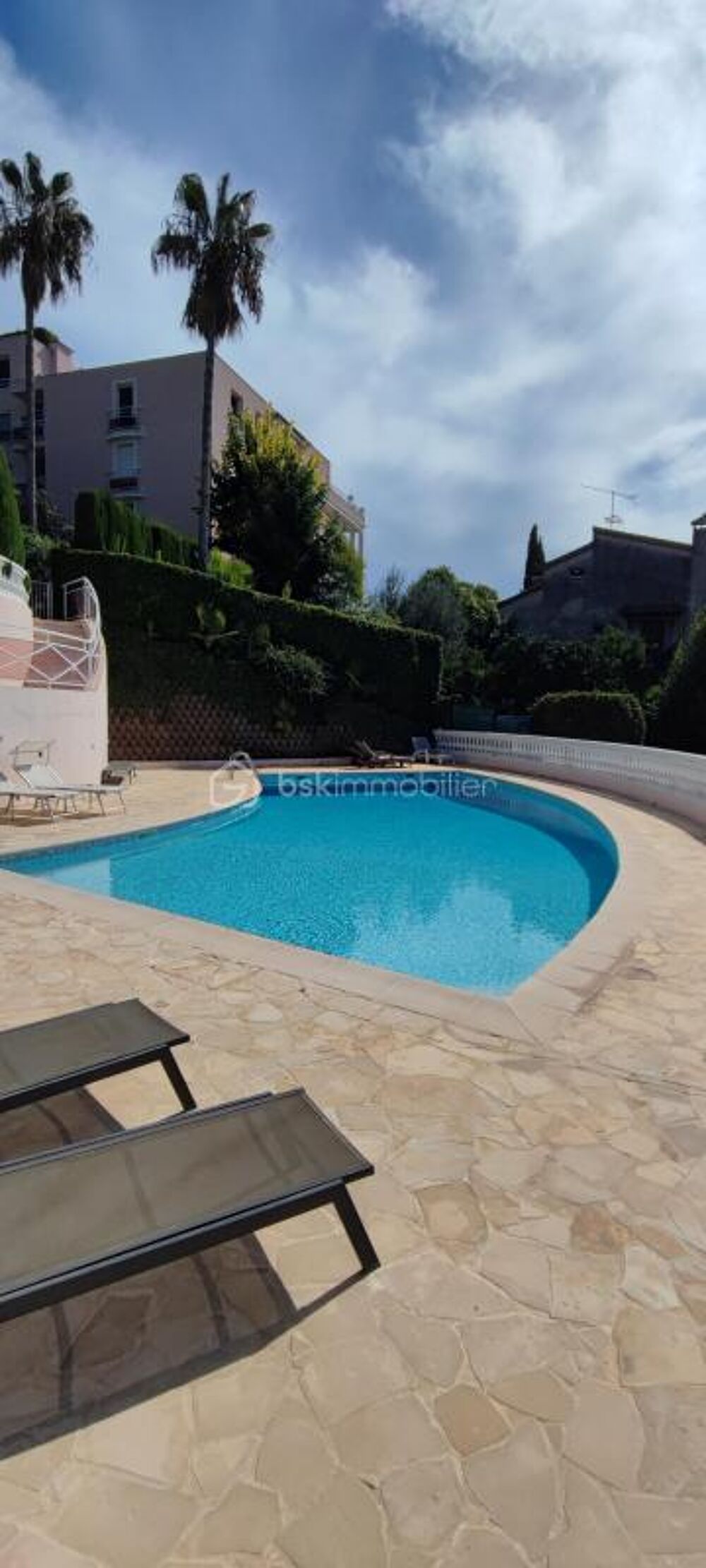Vente Appartement Super T3 terrasse 27 m2 Garage cave piscine Le cannet